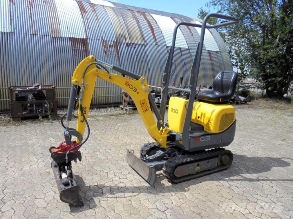 Wacker Neuson 803 小型挖土機/掘鑿機<7t(小型挖掘機)