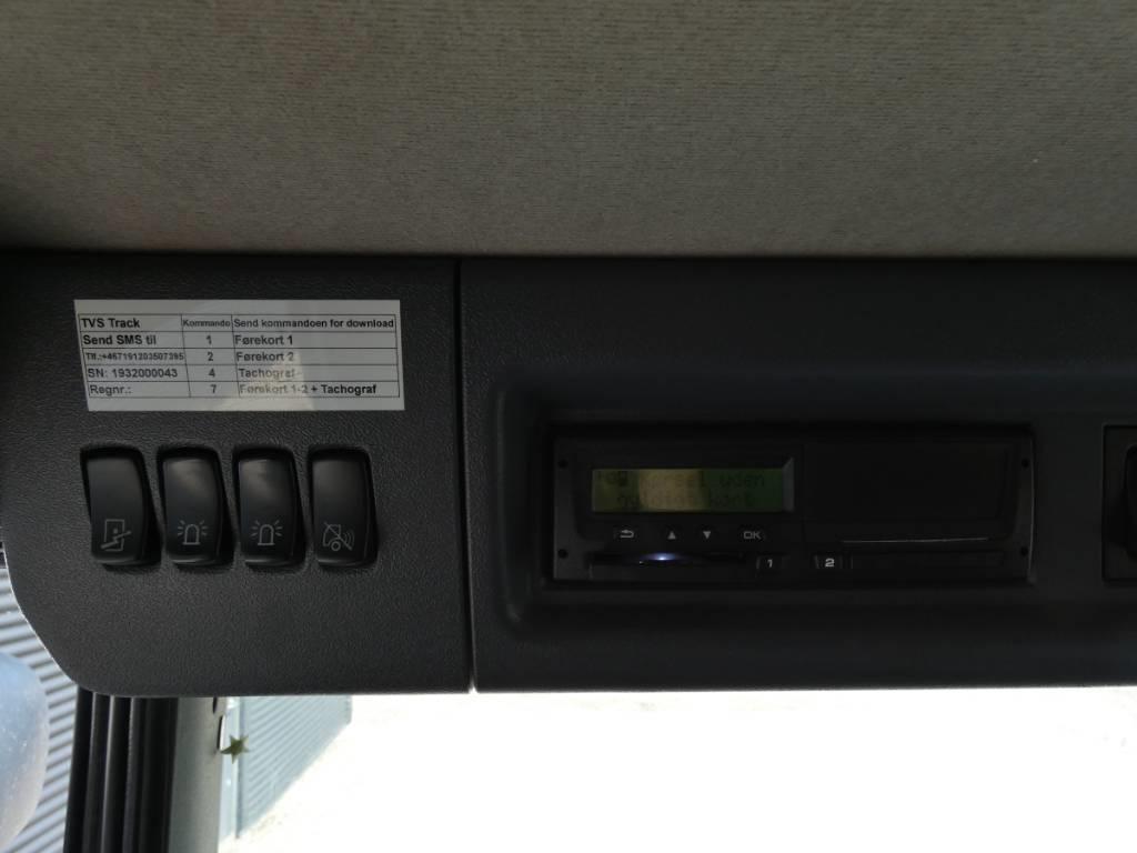 Scania P 450 起重機卡車