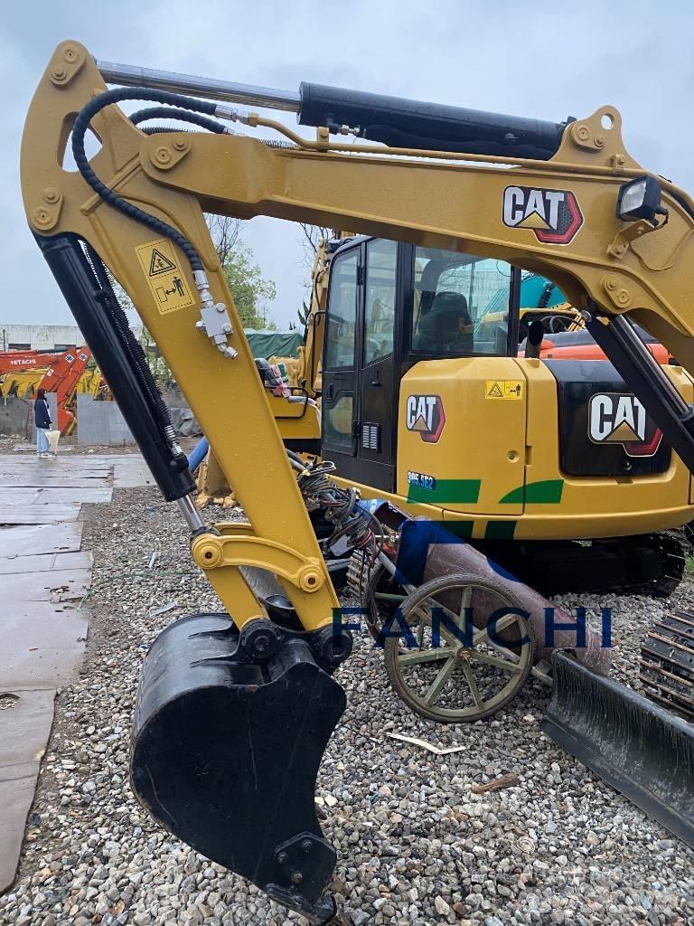 CAT 303.5E 小型挖土機/掘鑿機<7t(小型挖掘機)