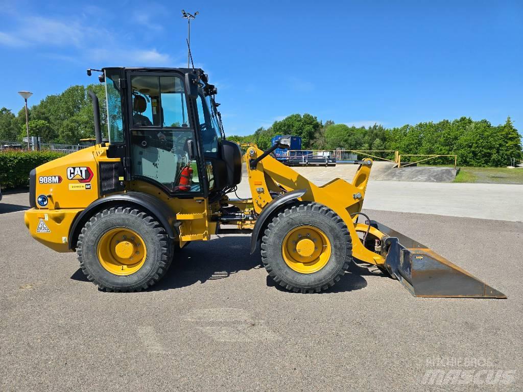 CAT 908 M 輪胎式裝載機