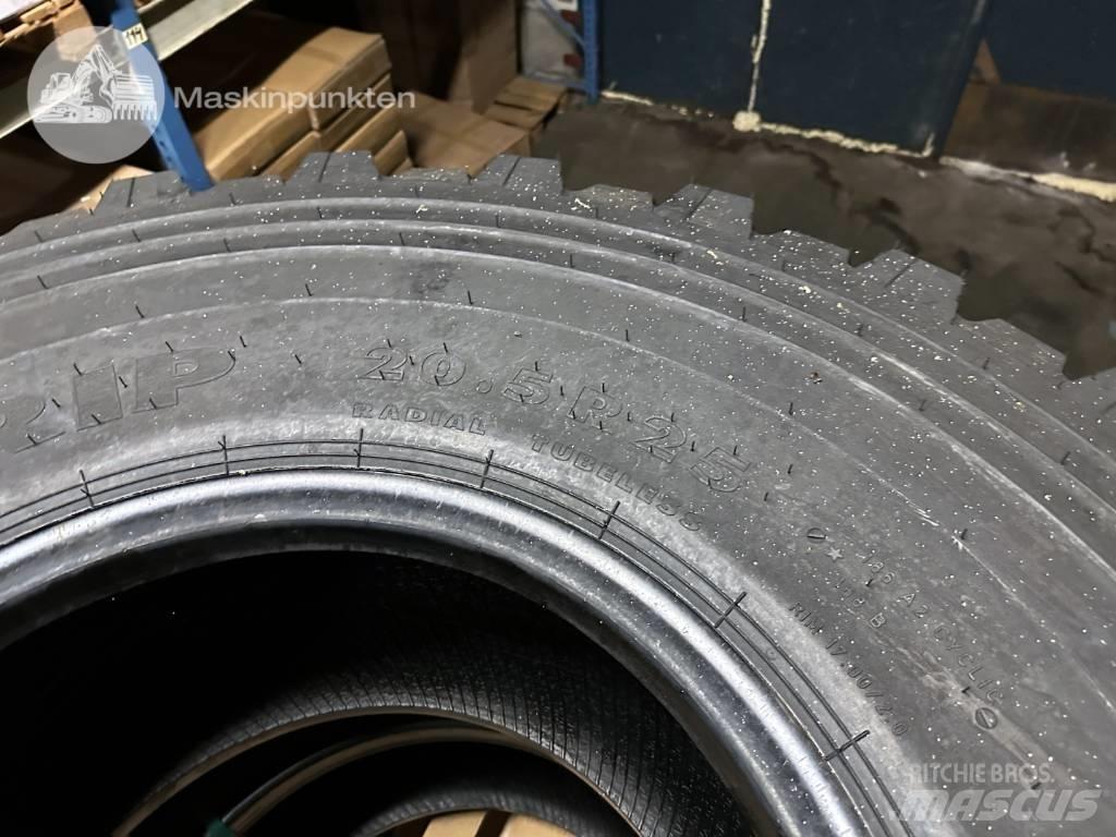 Nokian Load grip L-3 輪胎、車輪和輪圈