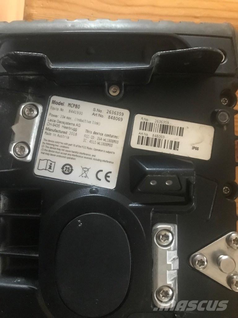 Hitachi ZX 135 US-7 履帶式 挖土機/掘鑿機/挖掘機