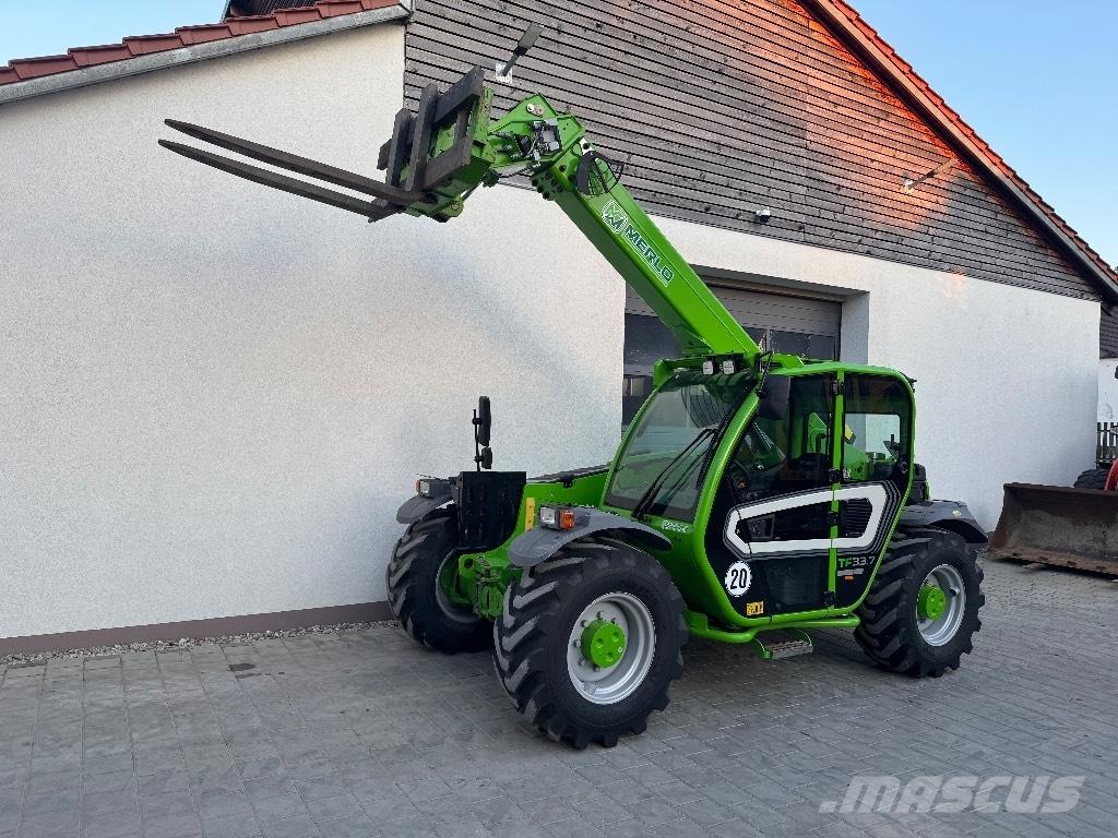 Merlo TF 33.7 伸縮臂操作車