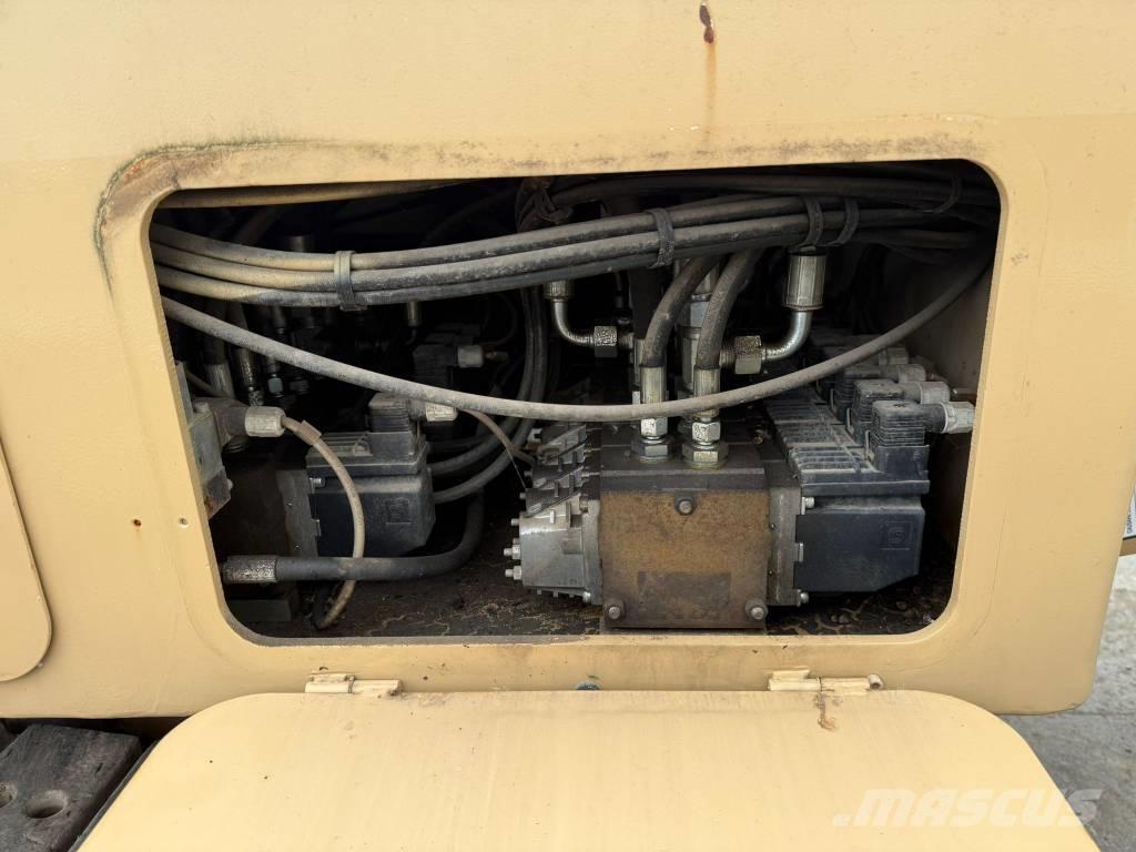 Tesmec TRS300 掘溝機