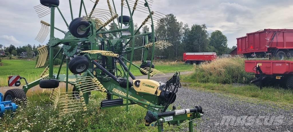 Krone Swadro TC 810 堆草機