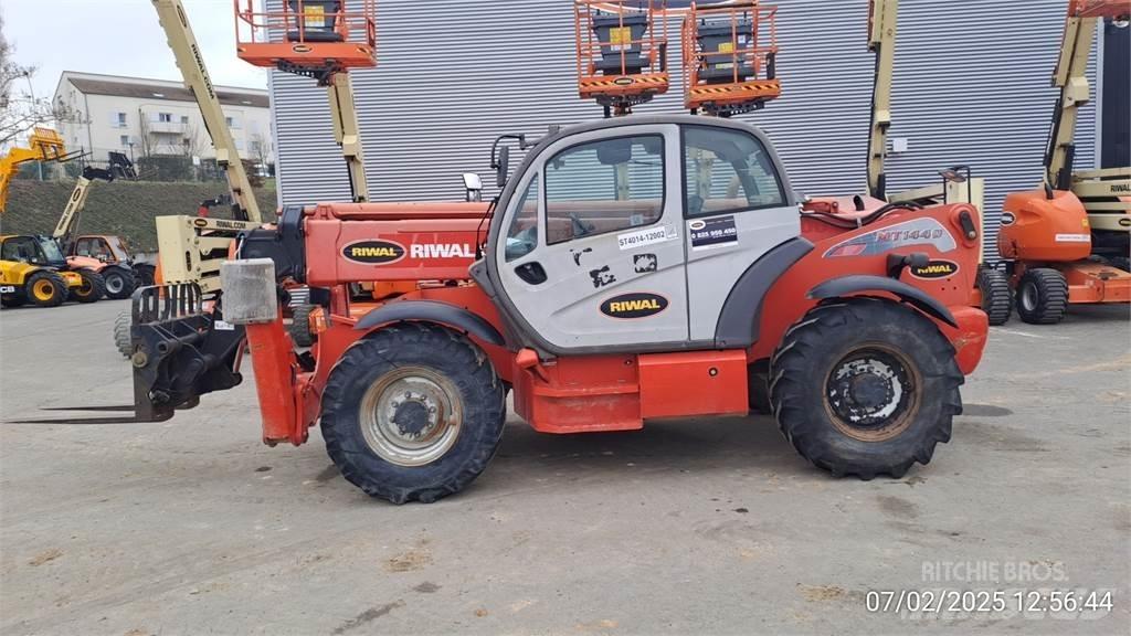 Manitou MT1440 伸縮臂操作車