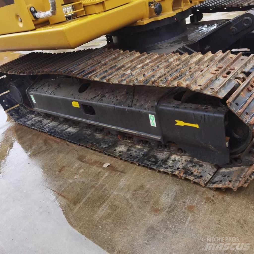 CAT 307E2 小型挖土機/掘鑿機<7t(小型挖掘機)