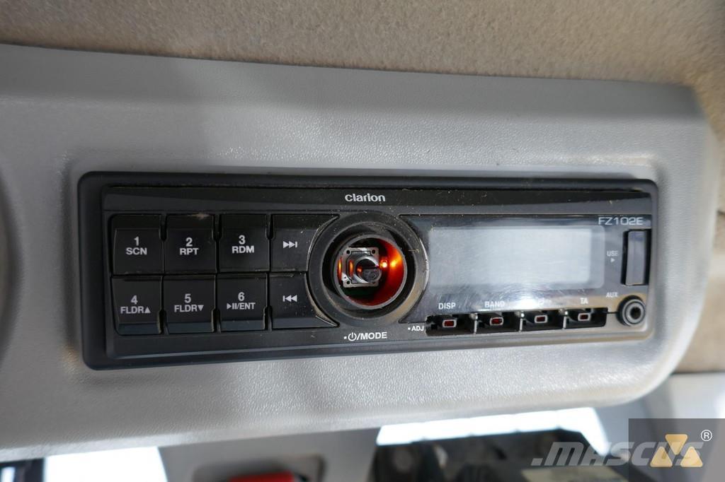 CAT 938M 輪胎式裝載機