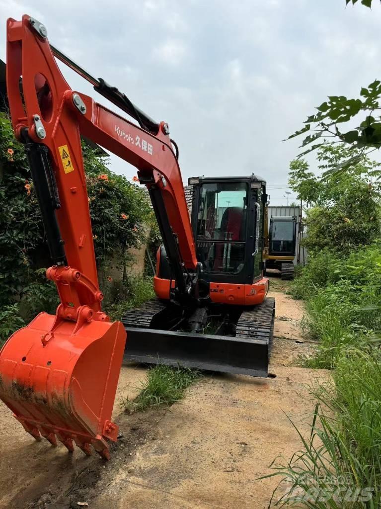 Kubota KX 163 小型挖土機/掘鑿機<7t(小型挖掘機)