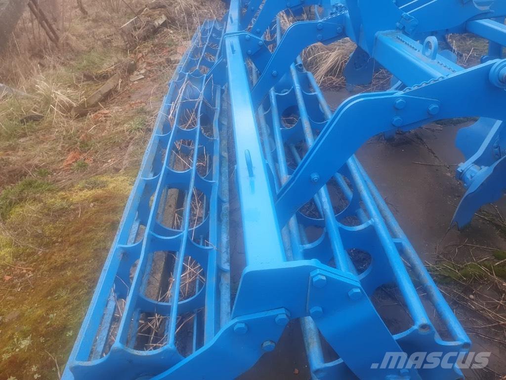 Lemken Karat 9/400U 中耕管理機