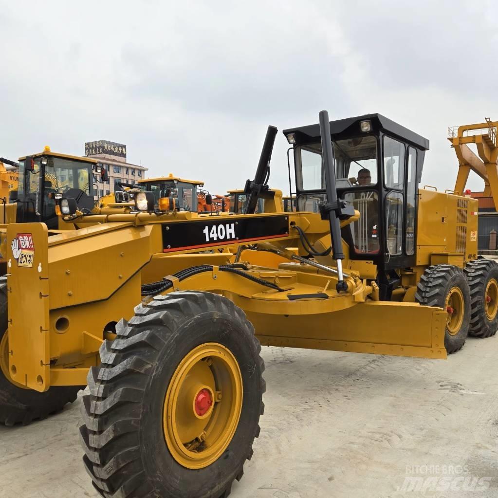 CAT 140H 平土機