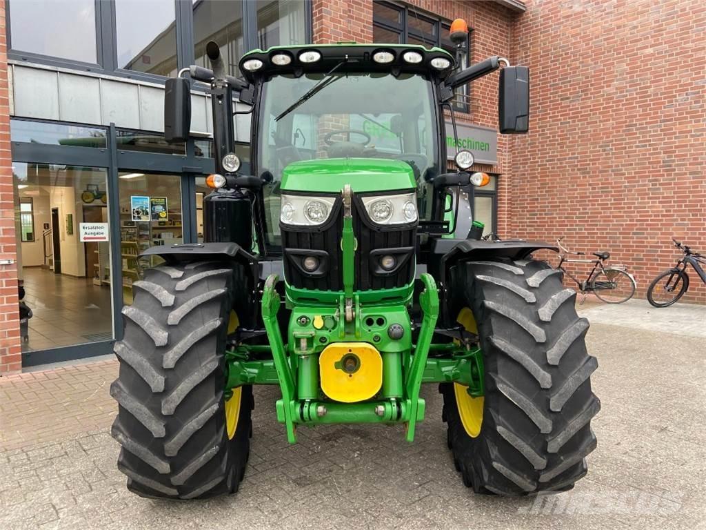 John Deere 6130R 曳引機