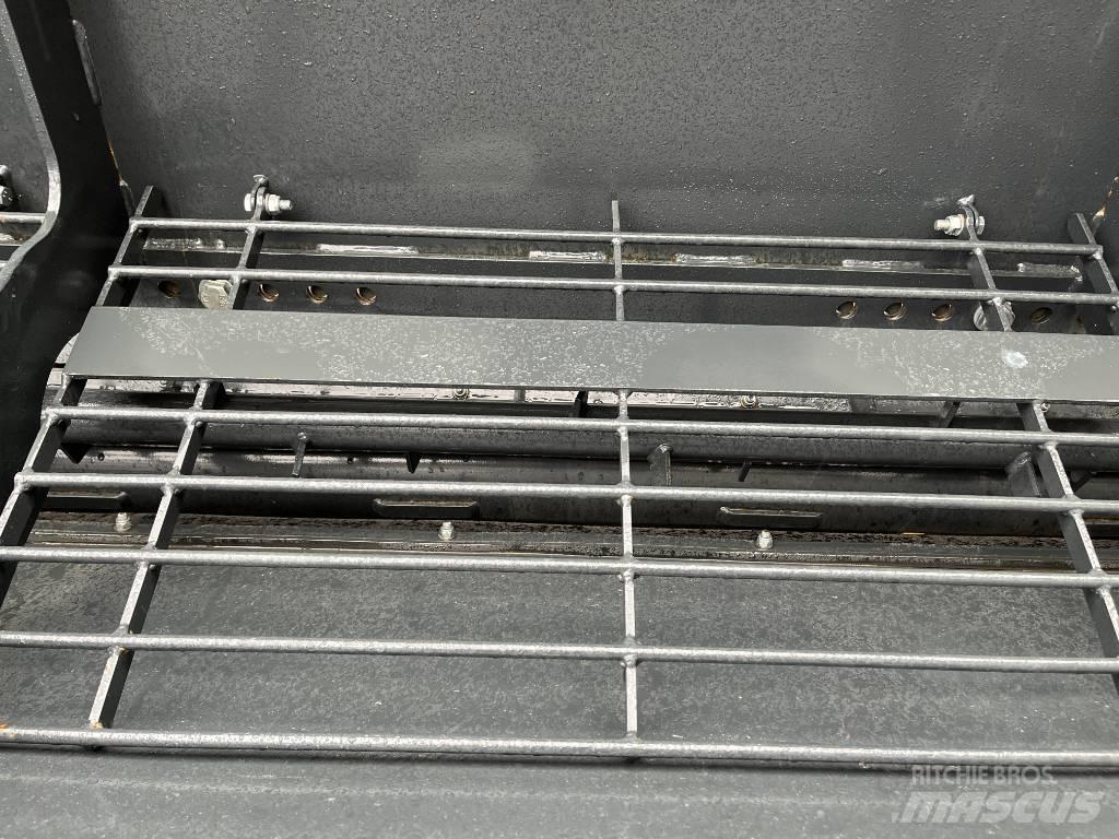 Ysta SP-1000 砂鹽撒布機