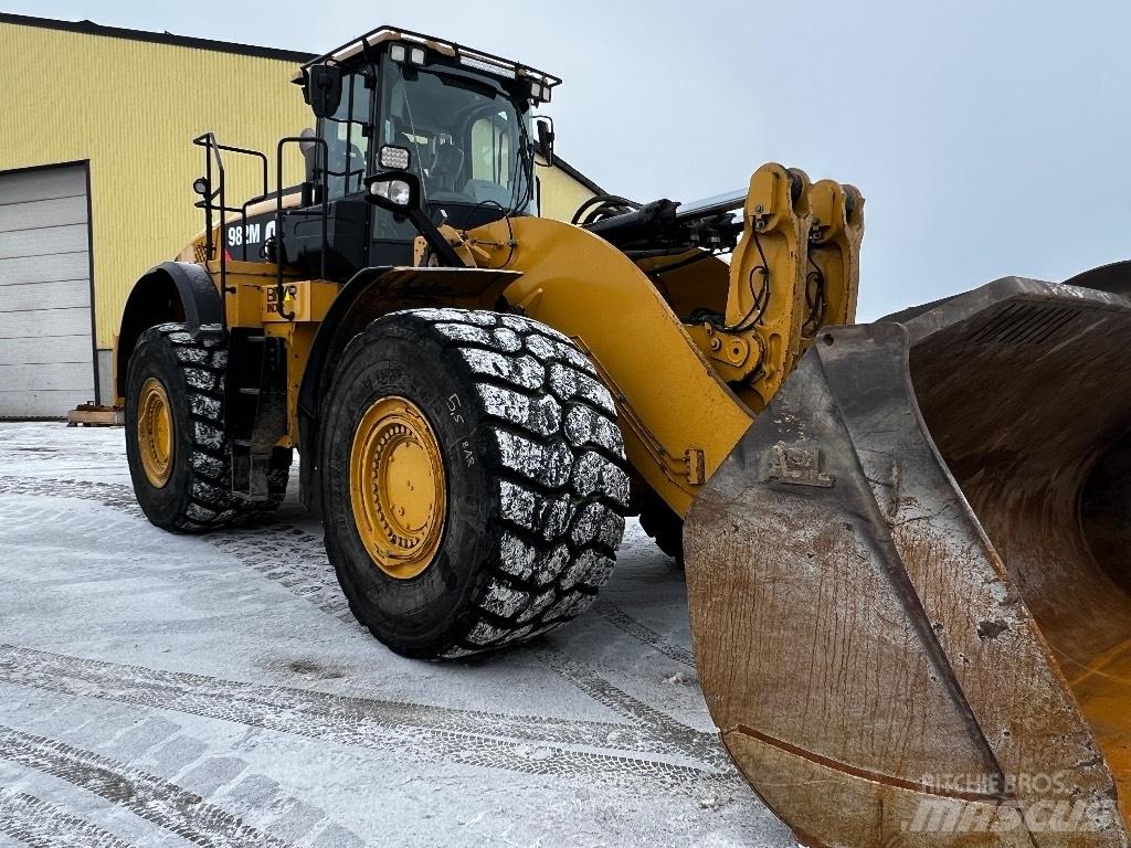 CAT 982 M 輪胎式裝載機
