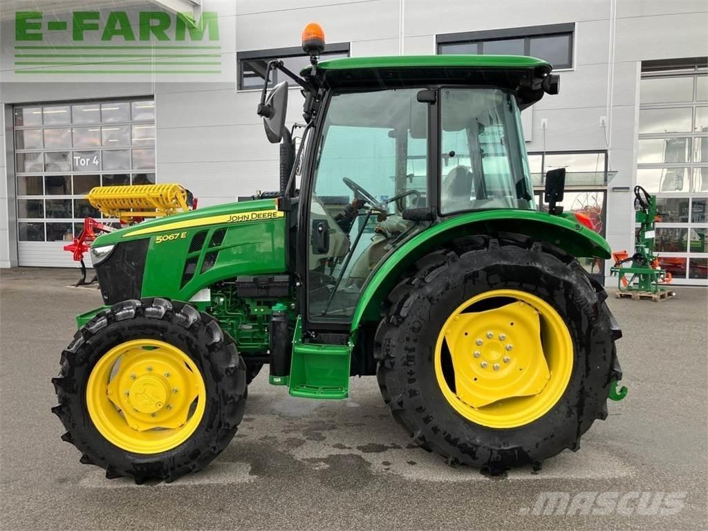 John Deere 5067E 曳引機