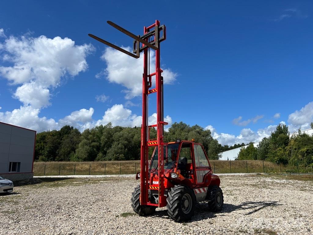 Manitou M30-4 ST3B 柴油卡車