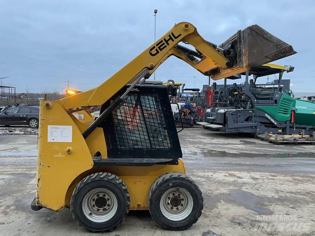 Gehl R 165 集材機