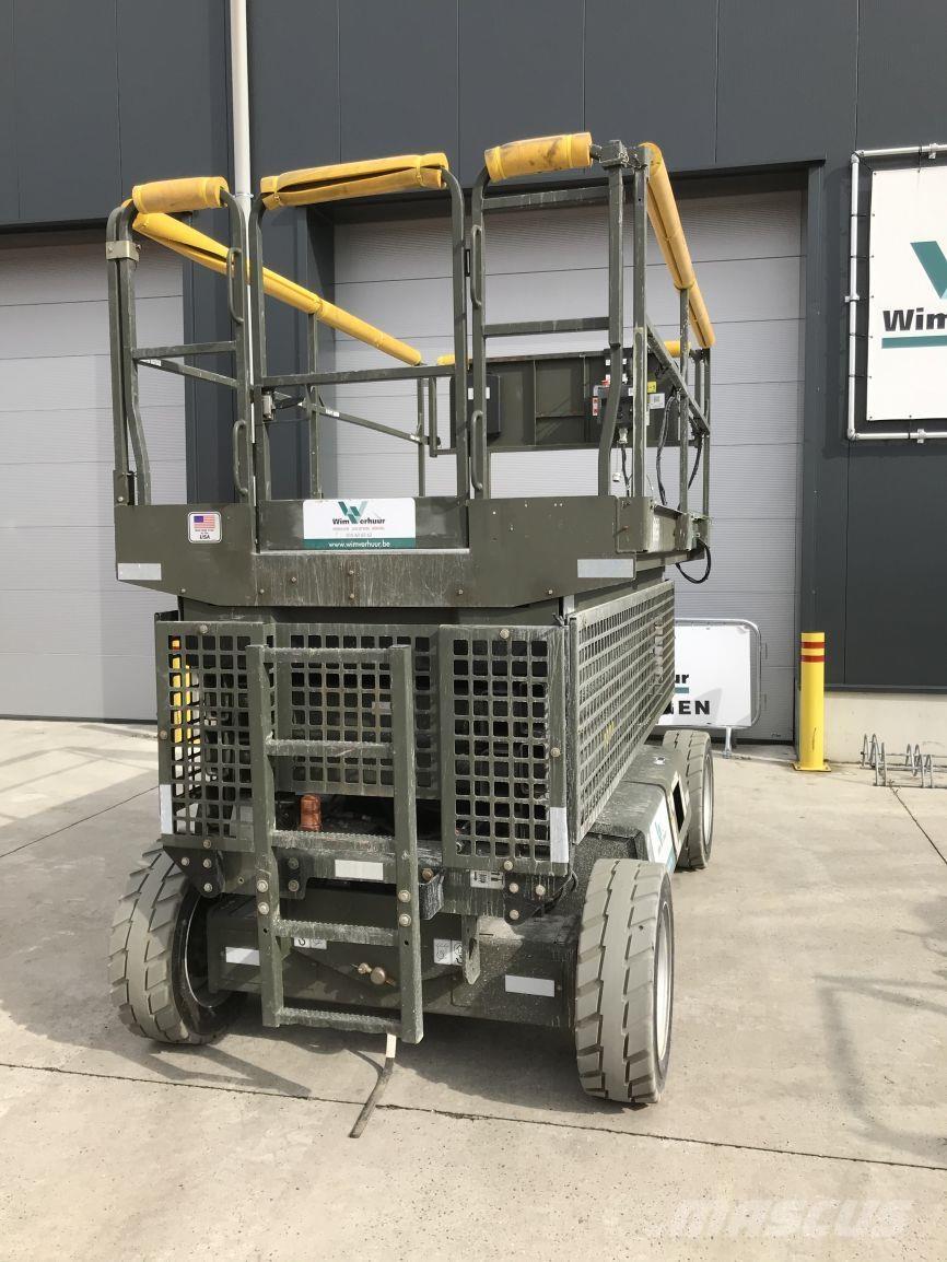 JLG M3369 (4331) 剪式升降機