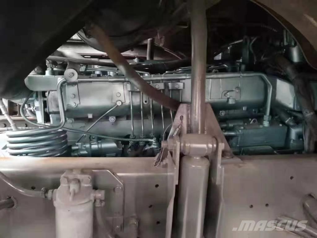 Howo 375 曳引機組件