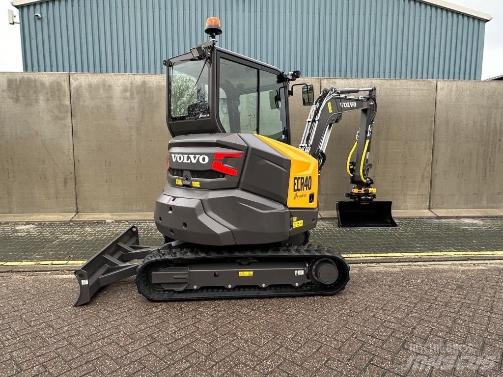 Volvo ECR 40 F 小型挖土機/掘鑿機<7t(小型挖掘機)