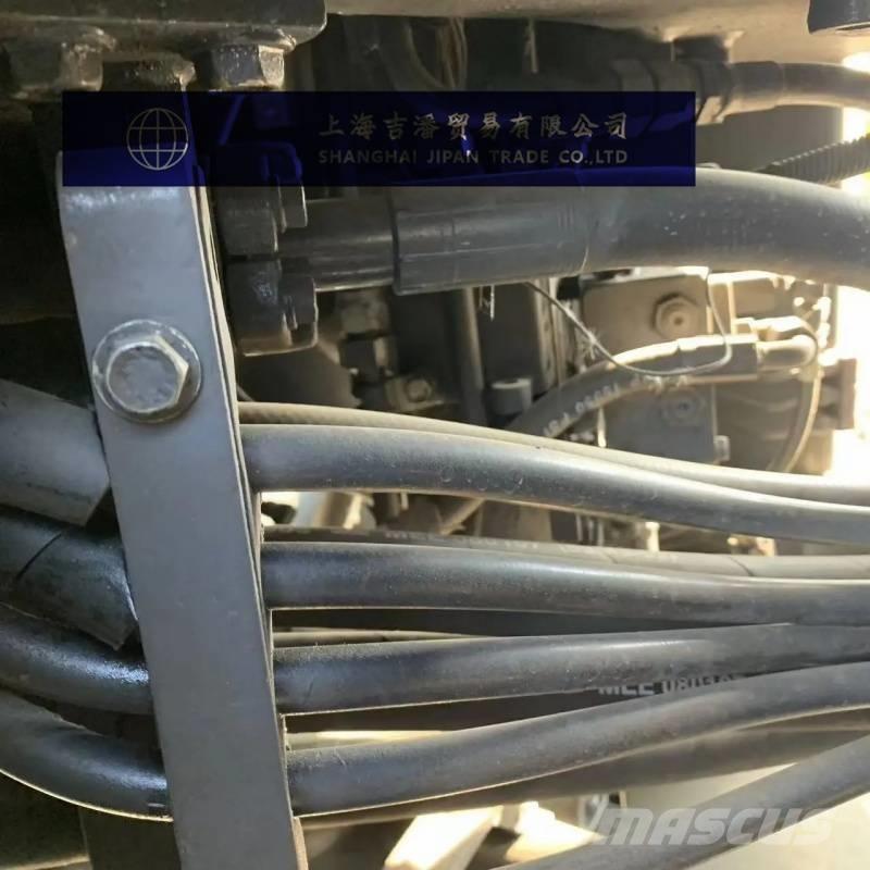 Komatsu WA 380 輪胎式裝載機