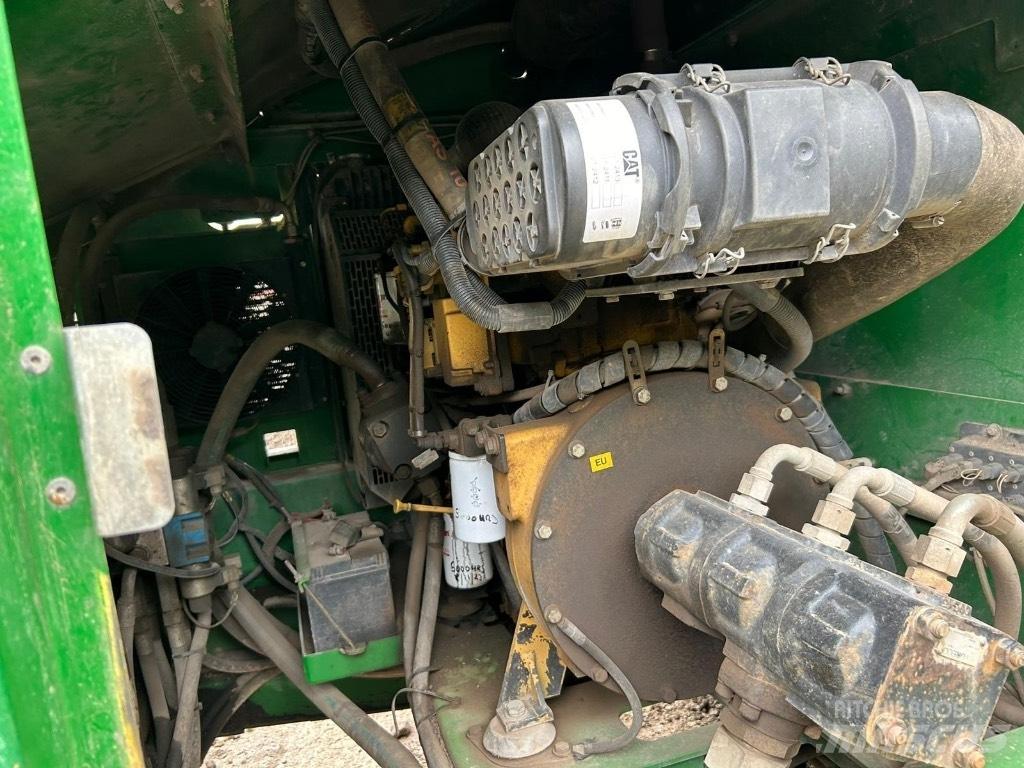 McCloskey R155 移動式篩選機
