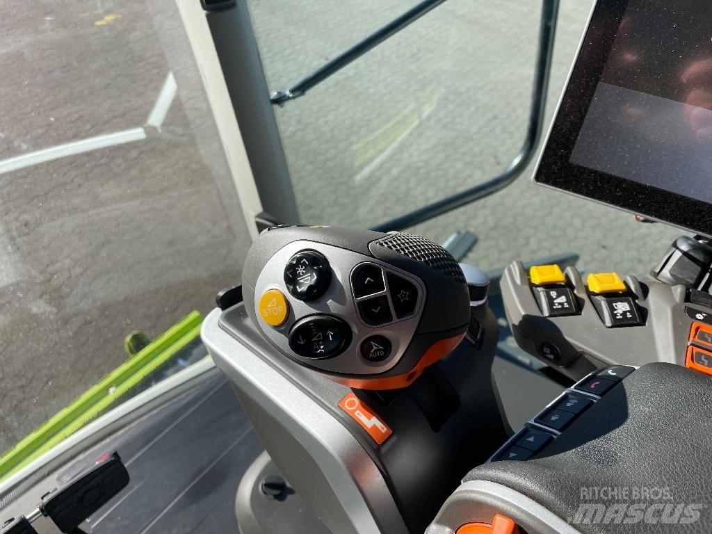 CLAAS Lexion 6700 聯合收穫機