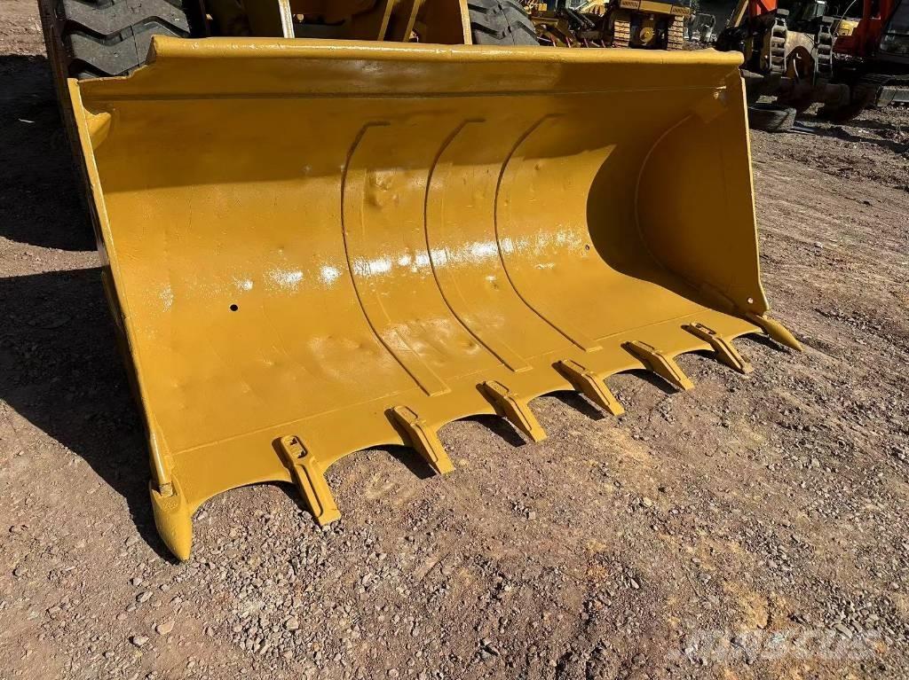 CAT 966H 輪胎式裝載機