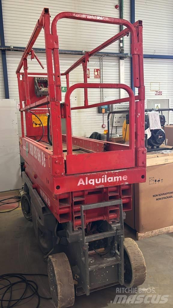 JLG 2030 ES 剪式升降機