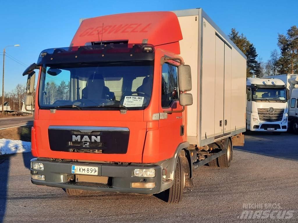 MAN TGL 12.220 貨箱式卡車