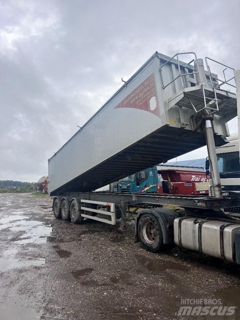 Wielton 45M3 運糧車