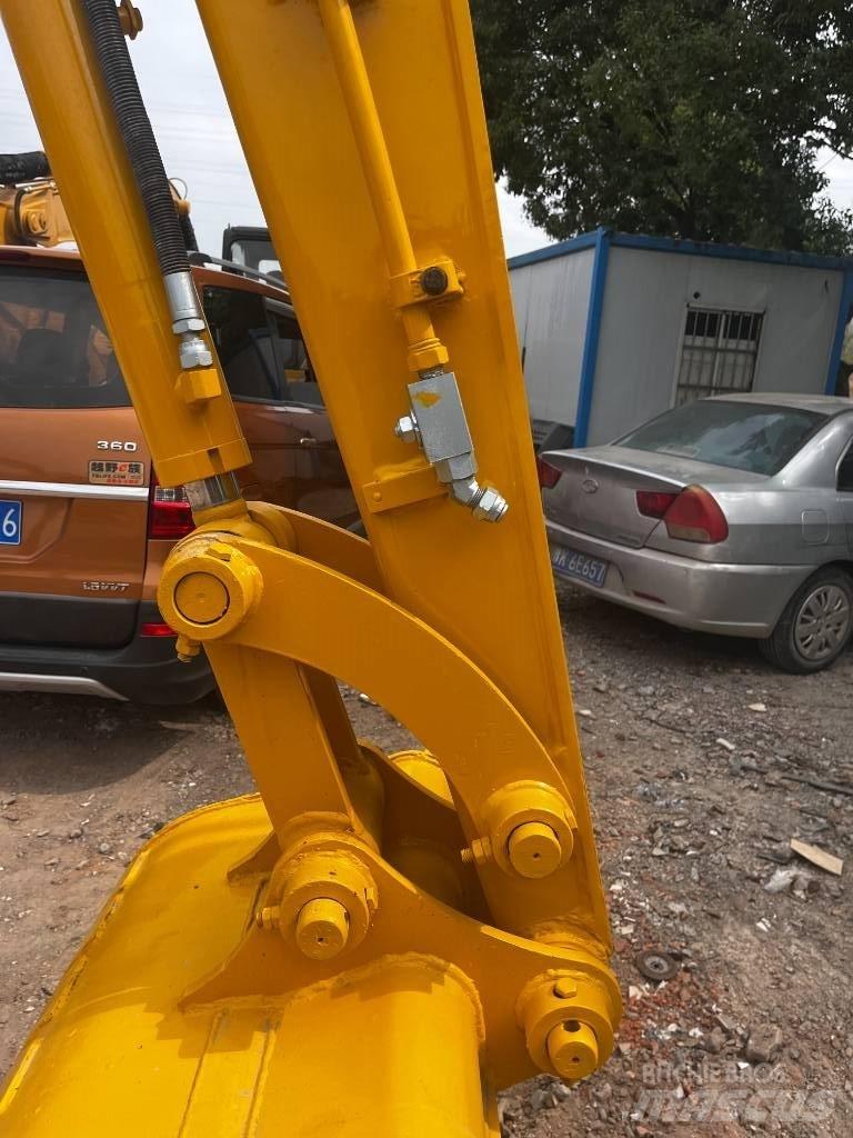 Komatsu PC 56-7 小型挖土機/掘鑿機<7t(小型挖掘機)