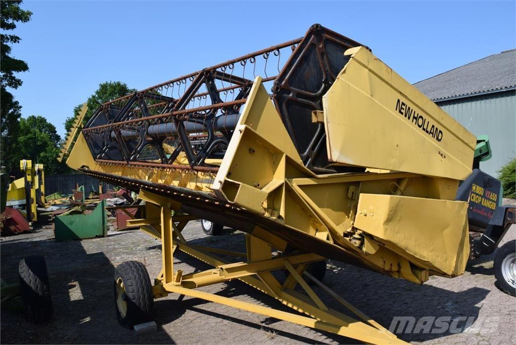 New Holland TC 56 聯合收穫機