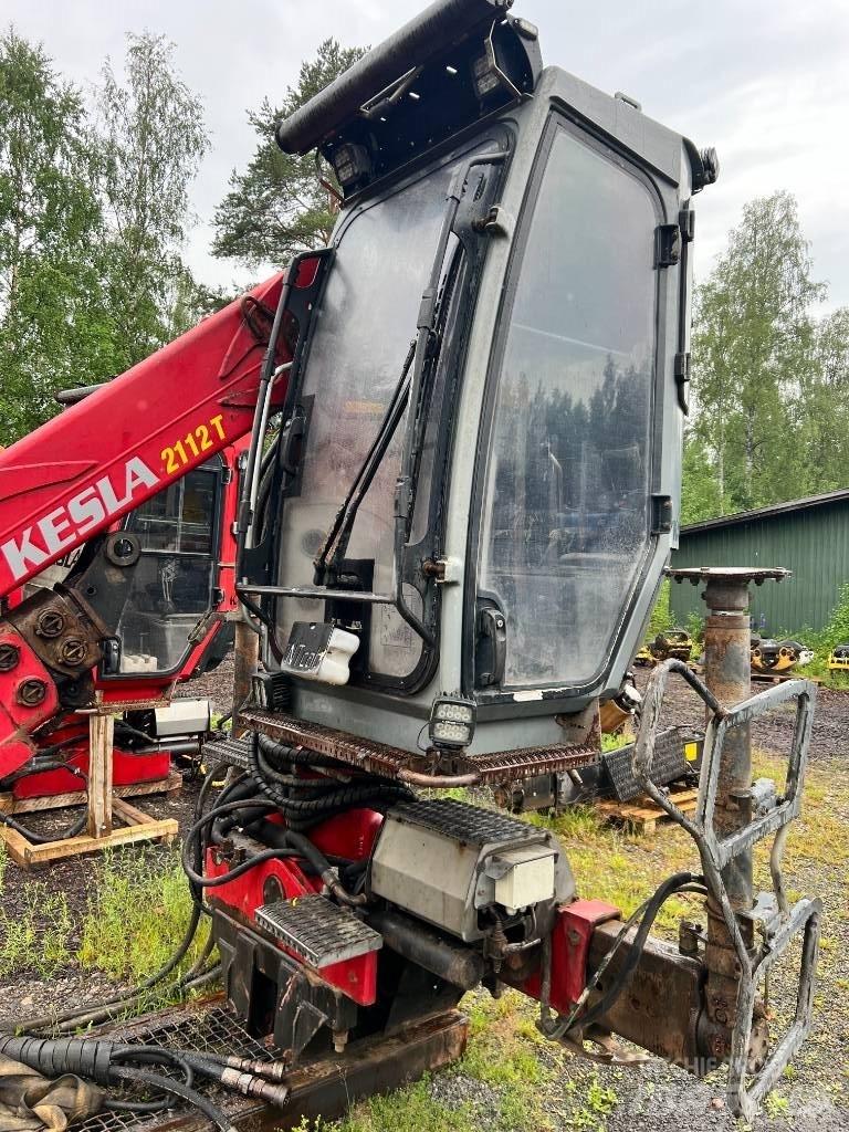Kesla 2112T 木材起重機