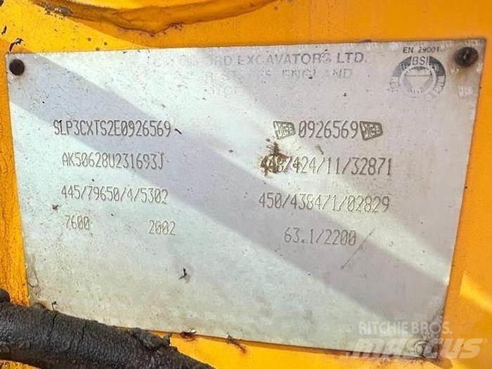 JCB 3CX 反鏟裝載機