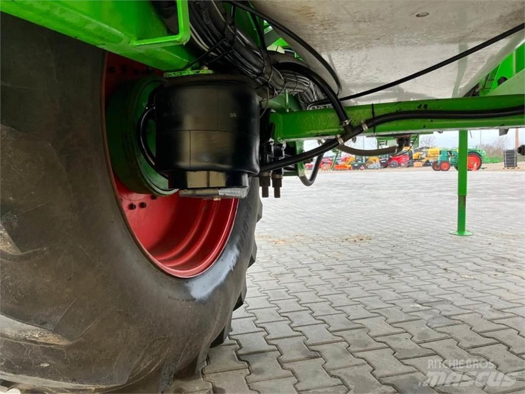  D5227 牽引式噴霧機