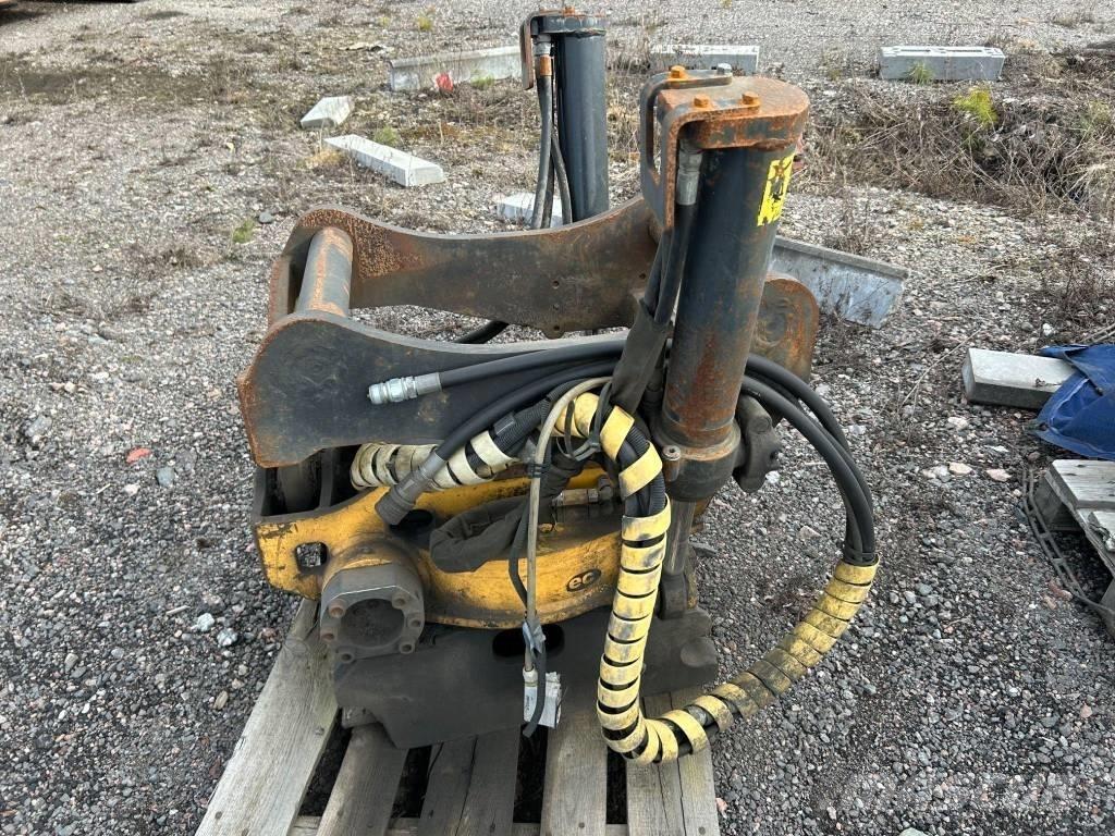 Engcon EC20B S70 旋轉混合器
