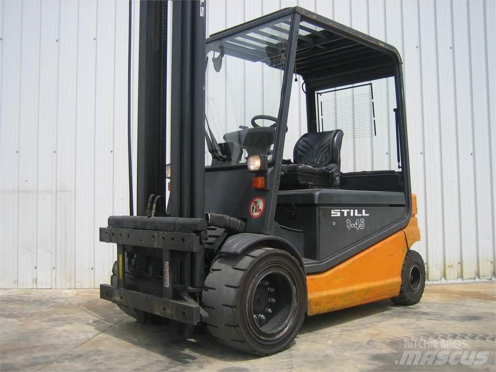 Still R60 45 電動堆高機