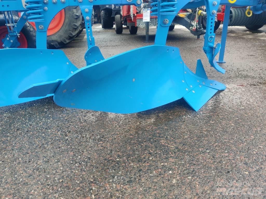 Lemken Juwel 8 M V X 雙向犁