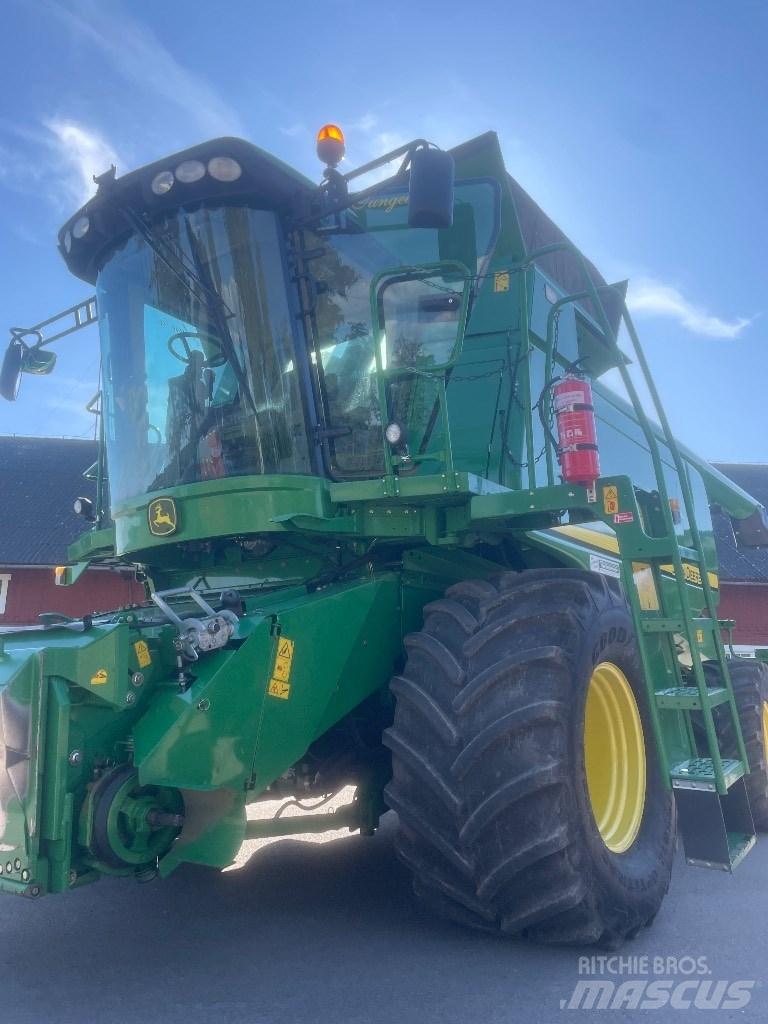 John Deere T670 聯合收穫機