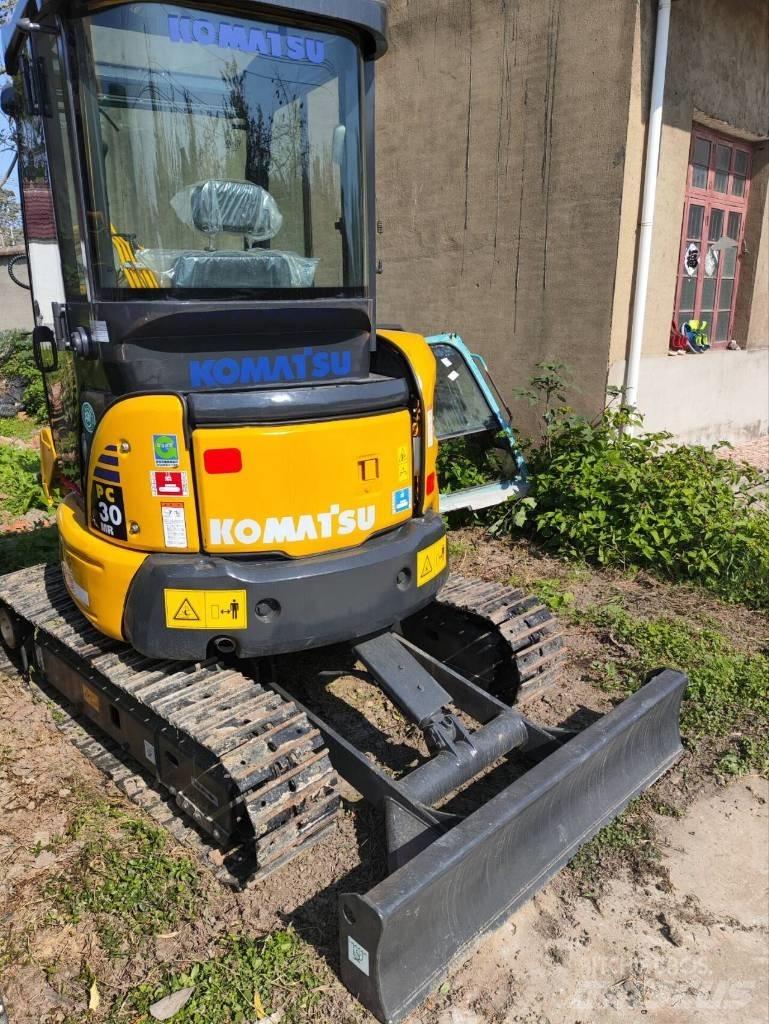 Komatsu PC 30 MR 小型挖土機/掘鑿機<7t(小型挖掘機)