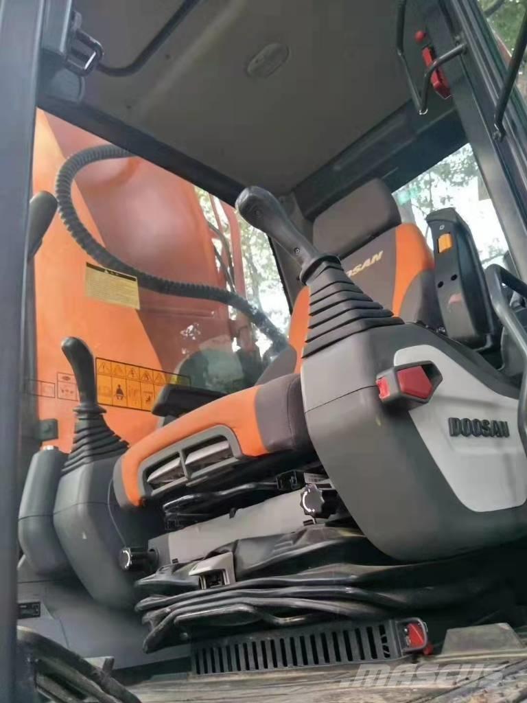 Doosan DX 530 履帶式 挖土機/掘鑿機/挖掘機