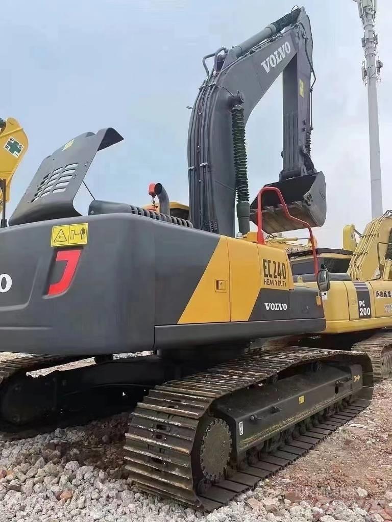 Volvo EC 240 C LD 履帶式 挖土機/掘鑿機/挖掘機