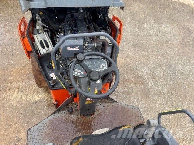 Hamm HD 13 VV 雙輪滾壓機
