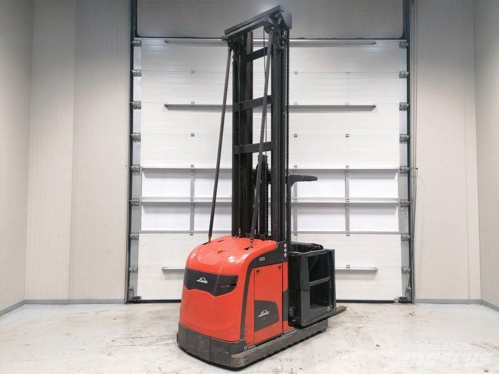 Linde V-48 低架裝載機