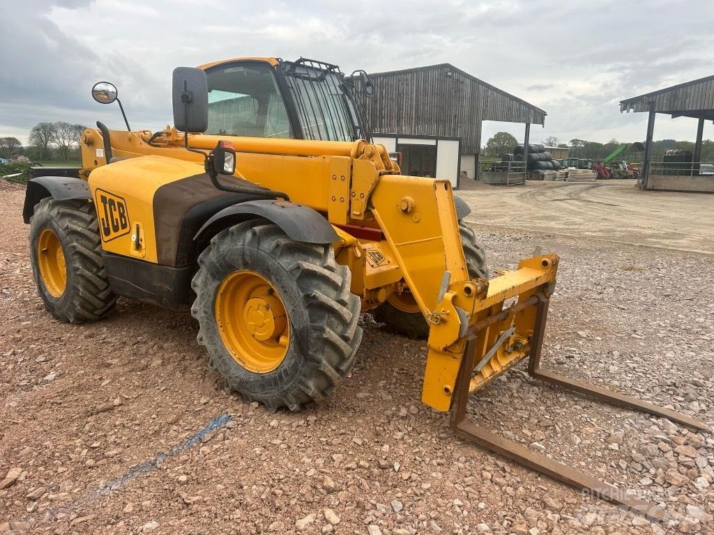 JCB 535-95 農業用伸縮臂裝載機