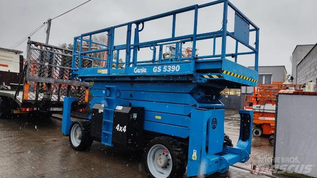 Genie 5390 剪式升降機