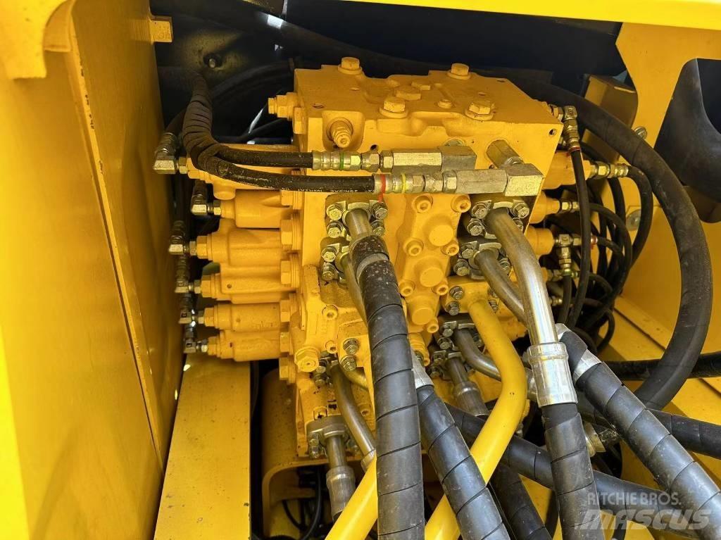 Komatsu PC 240 履帶式 挖土機/掘鑿機/挖掘機