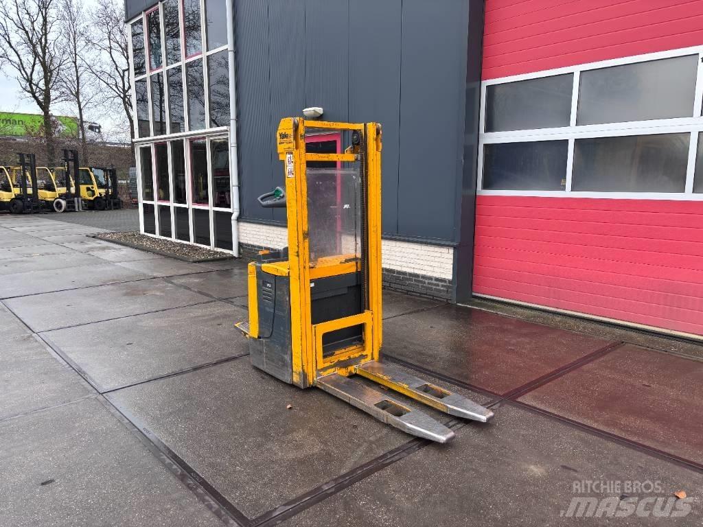 Jungheinrich WP 12S 自走式堆積機