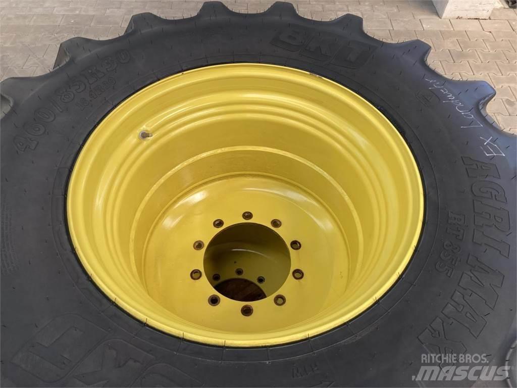 BKT 460/85R30 輪胎、車輪和輪圈
